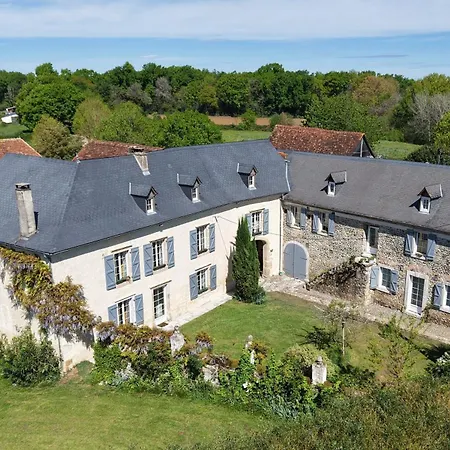 Bed and Breakfast Domaine De La Castagnere Castetnau-Camblong Exterior foto